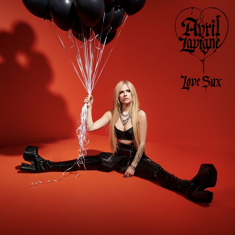 AVRIL LAVIGNE – LOVE&nbsp;SUX